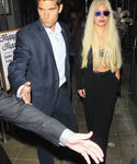 gaga_289729.jpg